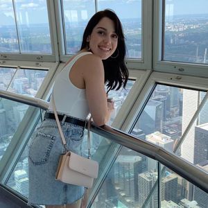 Meet your Posher, Sara